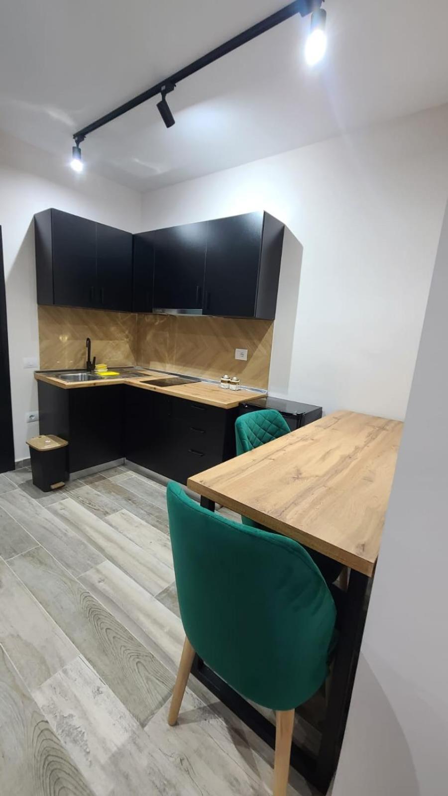 Guest House Tian & Hojz Durres Bagian luar foto