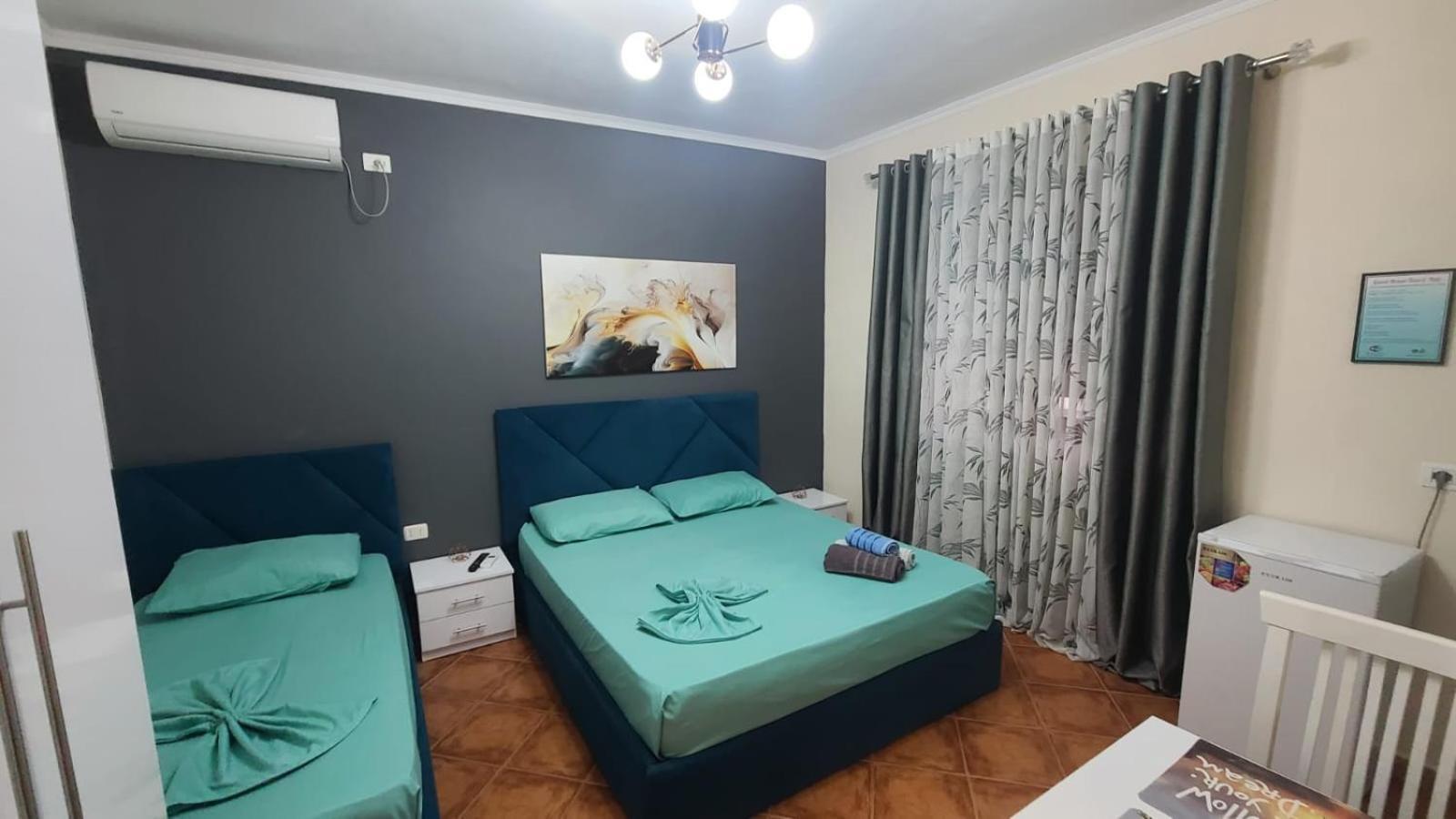Guest House Tian & Hojz Durres Bagian luar foto